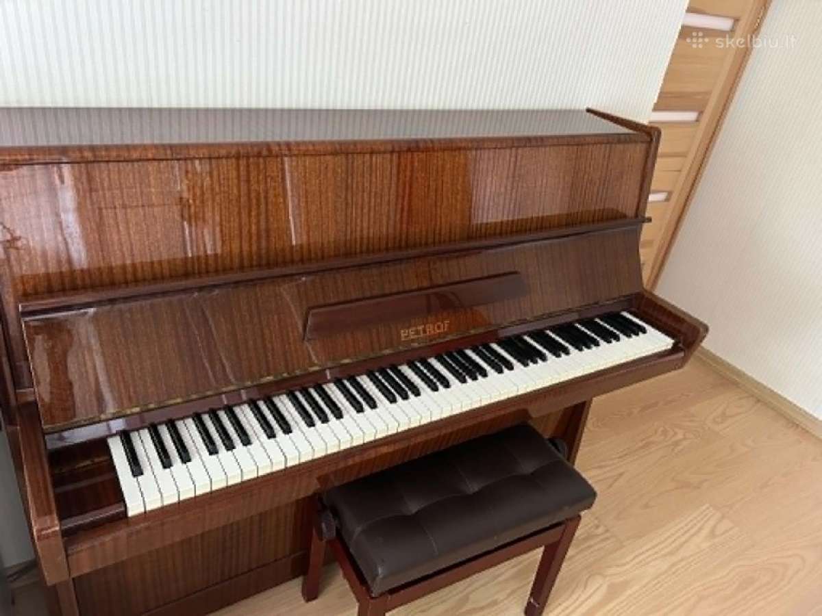 Parduodamas čekiškas pianinas Petrof - nuotraukos Nr. 7