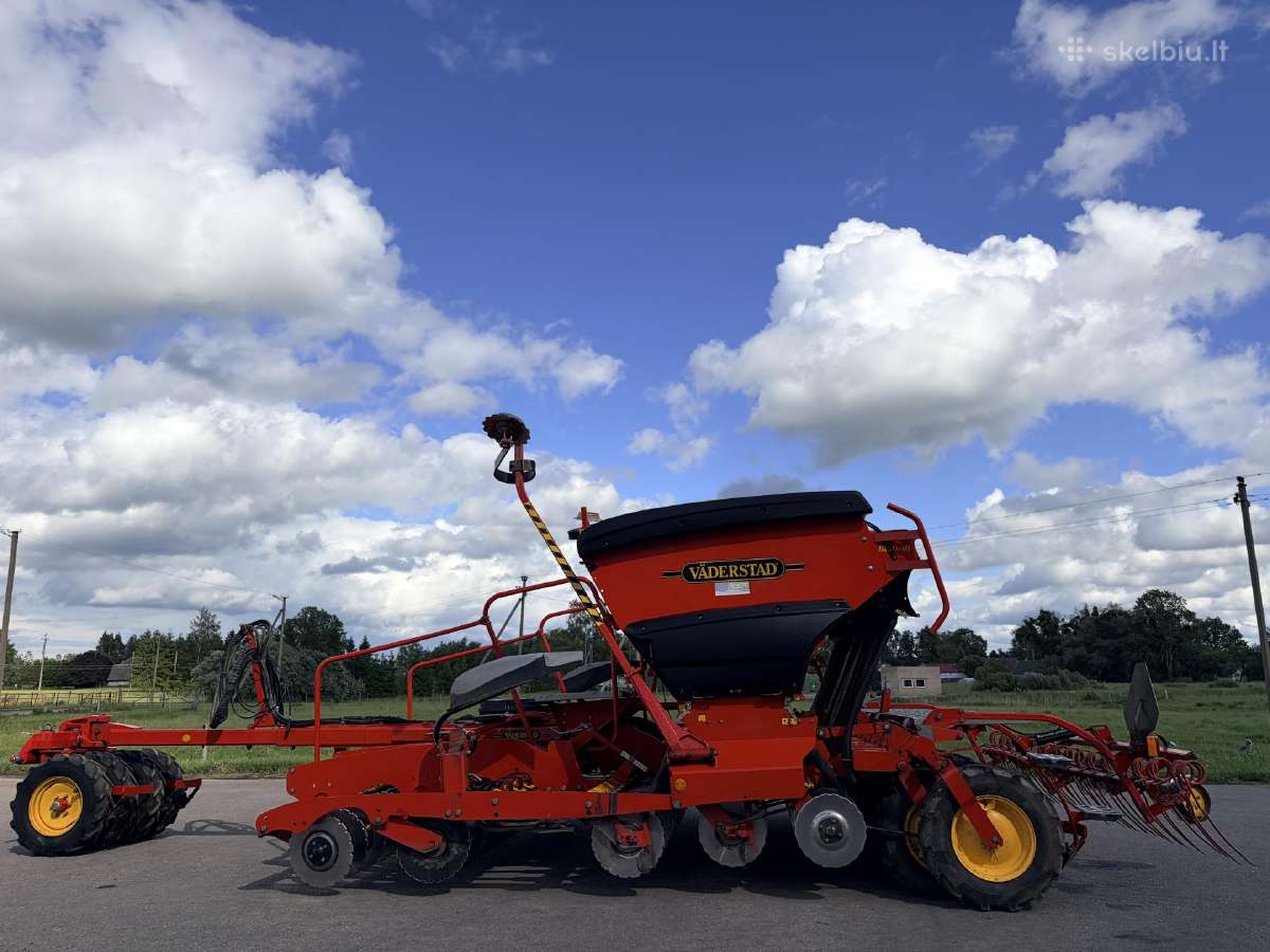 Parduodama sėjamoji Vaderstad Rd400c