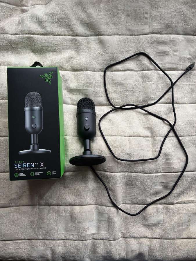 Razer Seiren V2 X