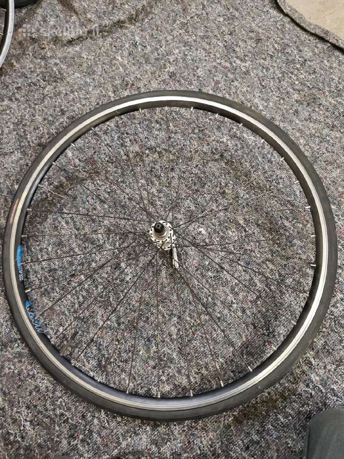 Shimano Sora 28 dydžio ratas priekinis - nuotraukos Nr. 2