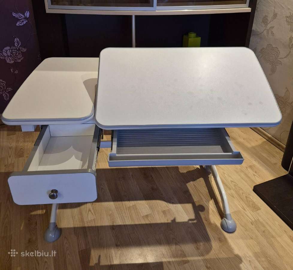Ergonomiškas stalas vaikui su kėdė rinkinyje - nuotraukos Nr. 2