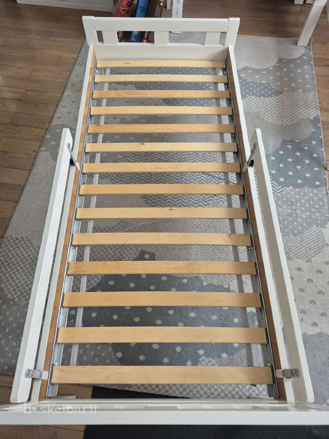 Ikea Kritter lova su avytėmis