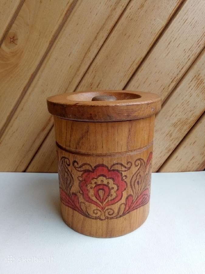 Medinė dėžė, деревянная шкатулка