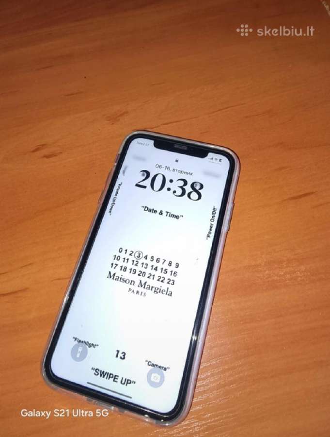 iPhone 11