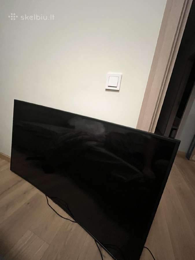 Samsung 55 coliu televizorius.lenktas