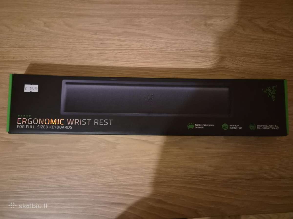 Parduodu klaviatūros riešo atramą Razer