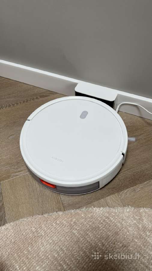 Dulkių siurblys-robotas Xiaomi Robot Vacuum E10, b