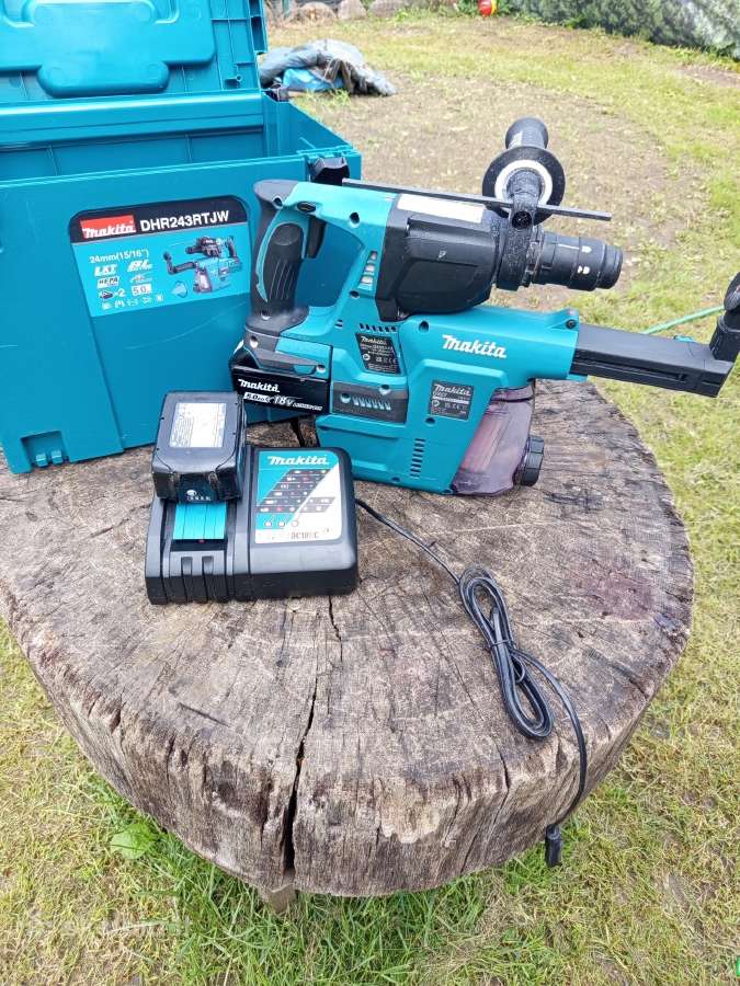 Makita Dhr243rtjw