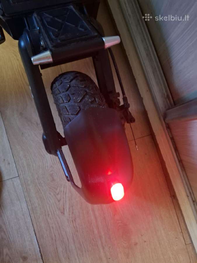 Greitas ir galingas Beaster Scooter Bsxway elektr