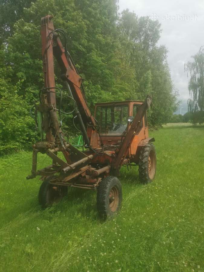 T-16 krautuvas