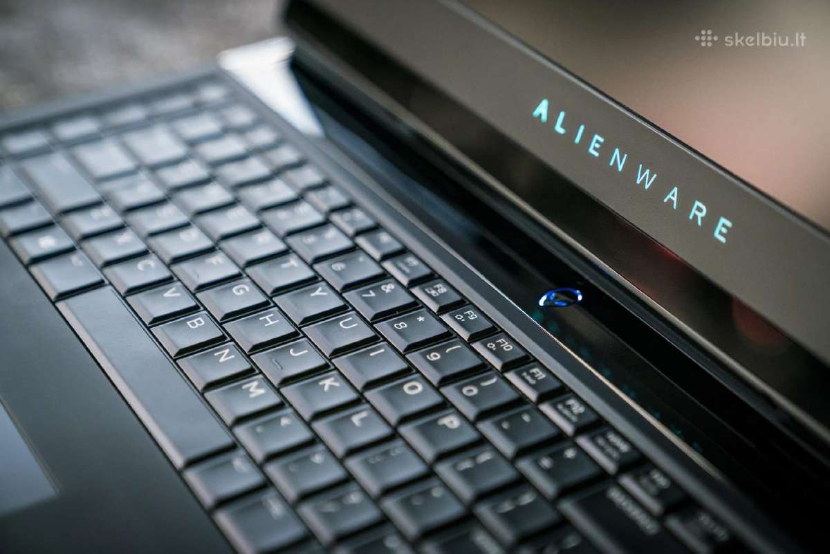 Dell Alienware 17 R4 + Naujas 007first Light