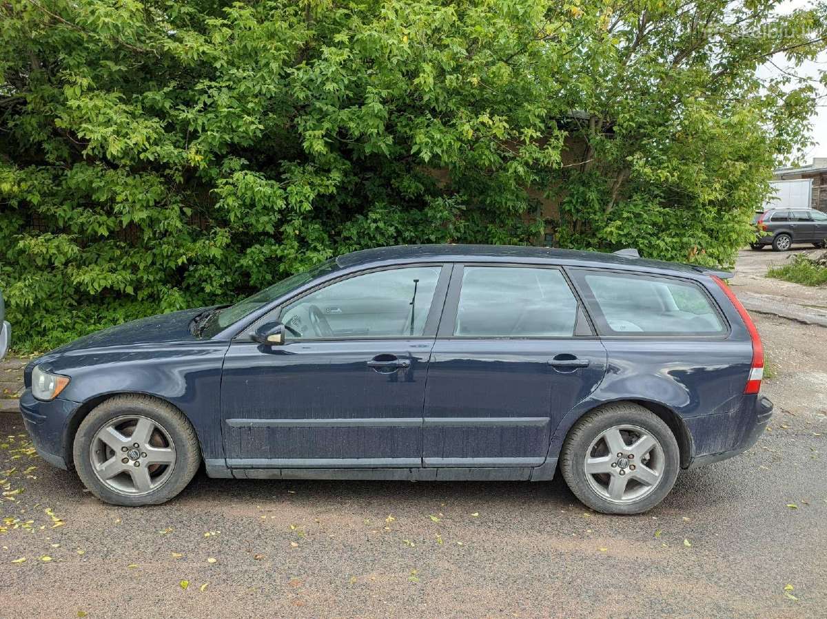 Volvo V50