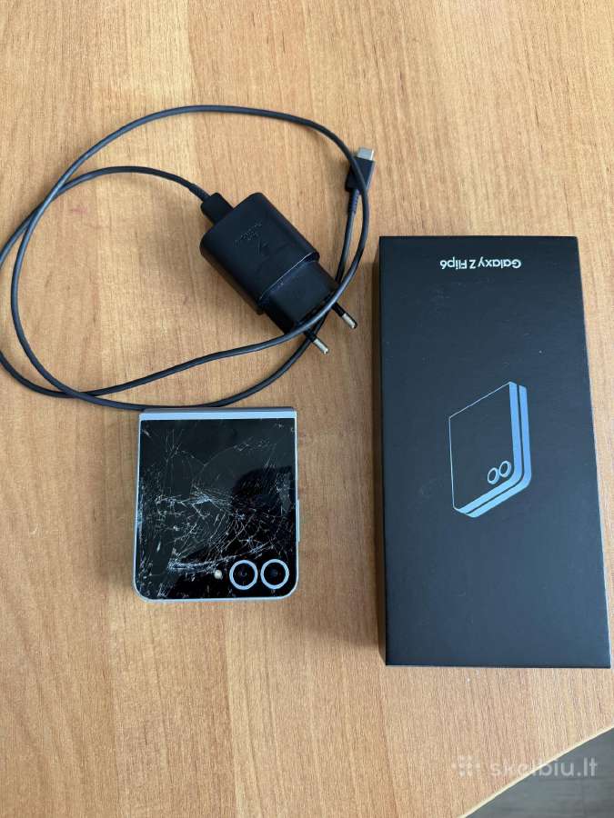 Parduodu Samsung Galaxy Z Flip6