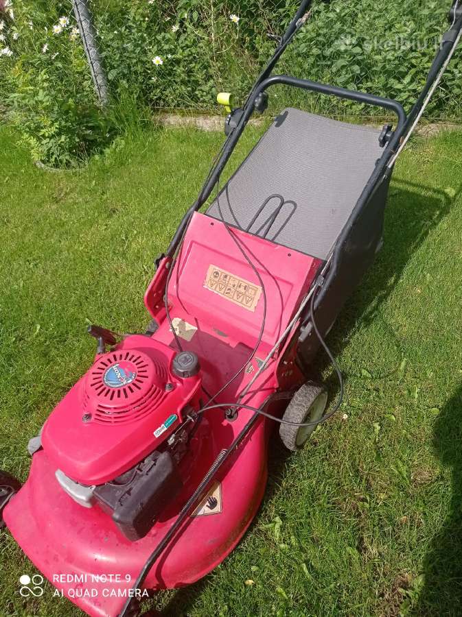 Žoliapjovė Raider su "Honda" variklių