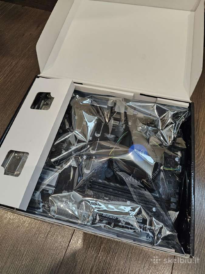 Asus B250 Mining Expert su Cpu ir aušintuvu