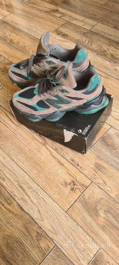New balance 9060