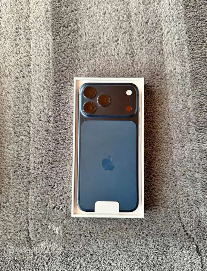 iPhone 17 pro max telefonas