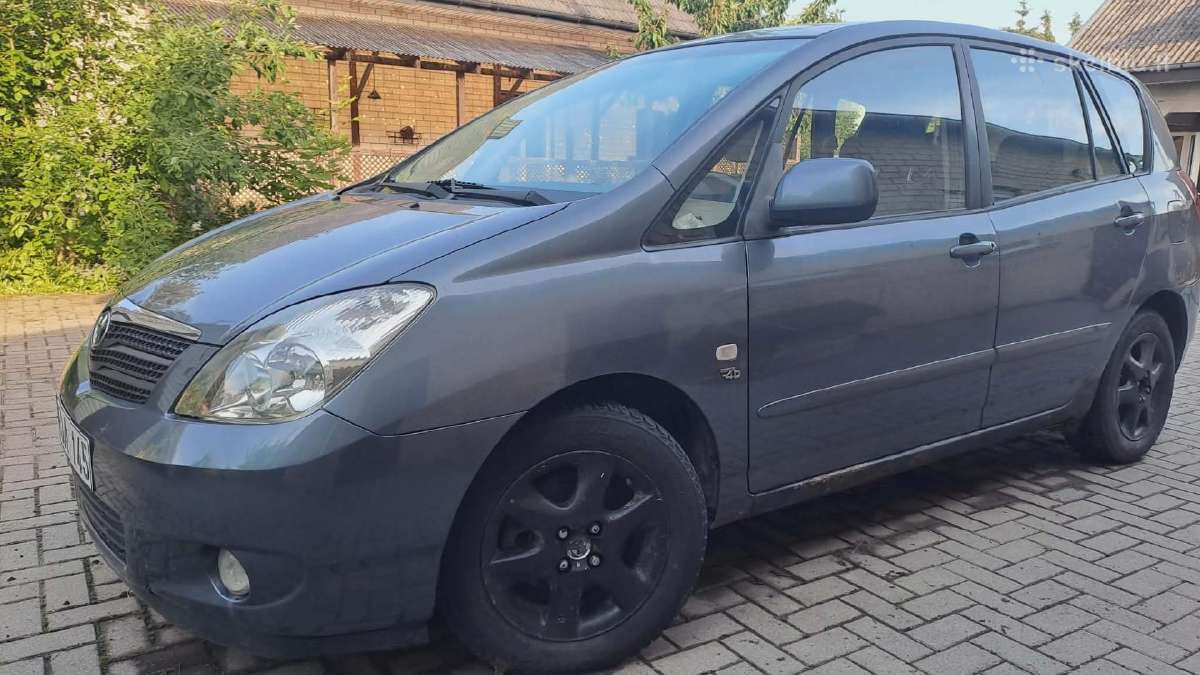 Toyota corola verso