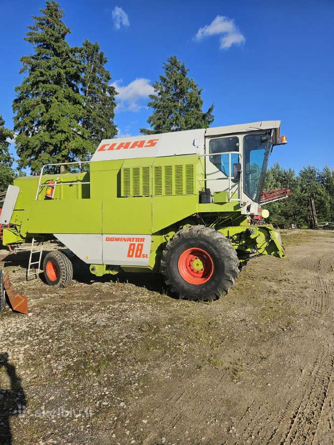 Claas Dominator 88 SL