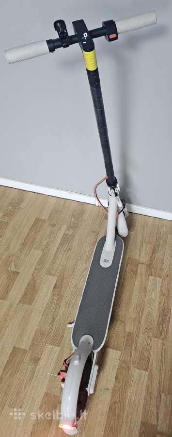 Xiaomi Mi Electric Scooter 3 elektrinis paspirtuka