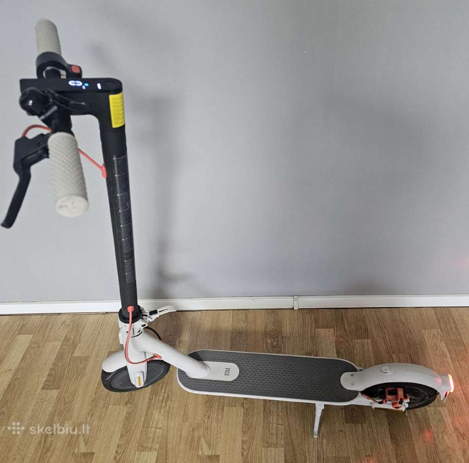Xiaomi Mi Electric Scooter 3 elektrinis paspirtuka - nuotraukos Nr. 6