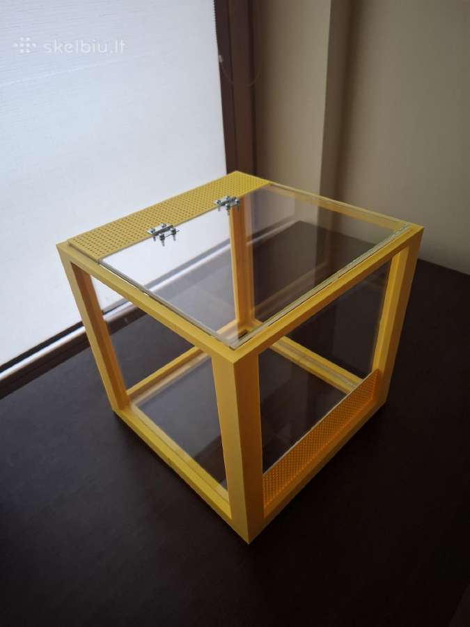 Terariumas 25x25x25cm (geltonas)