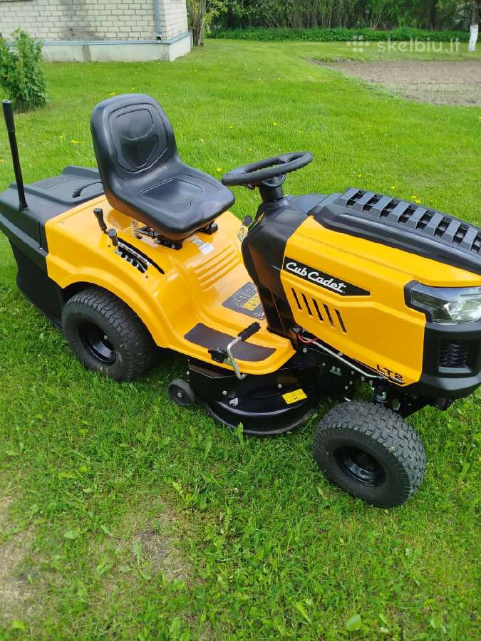 Cub Cadet Lt2