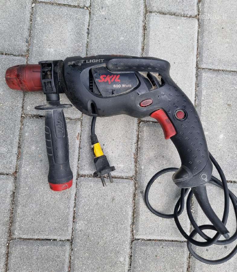 Smūginis gręžtuvas Skil 6390