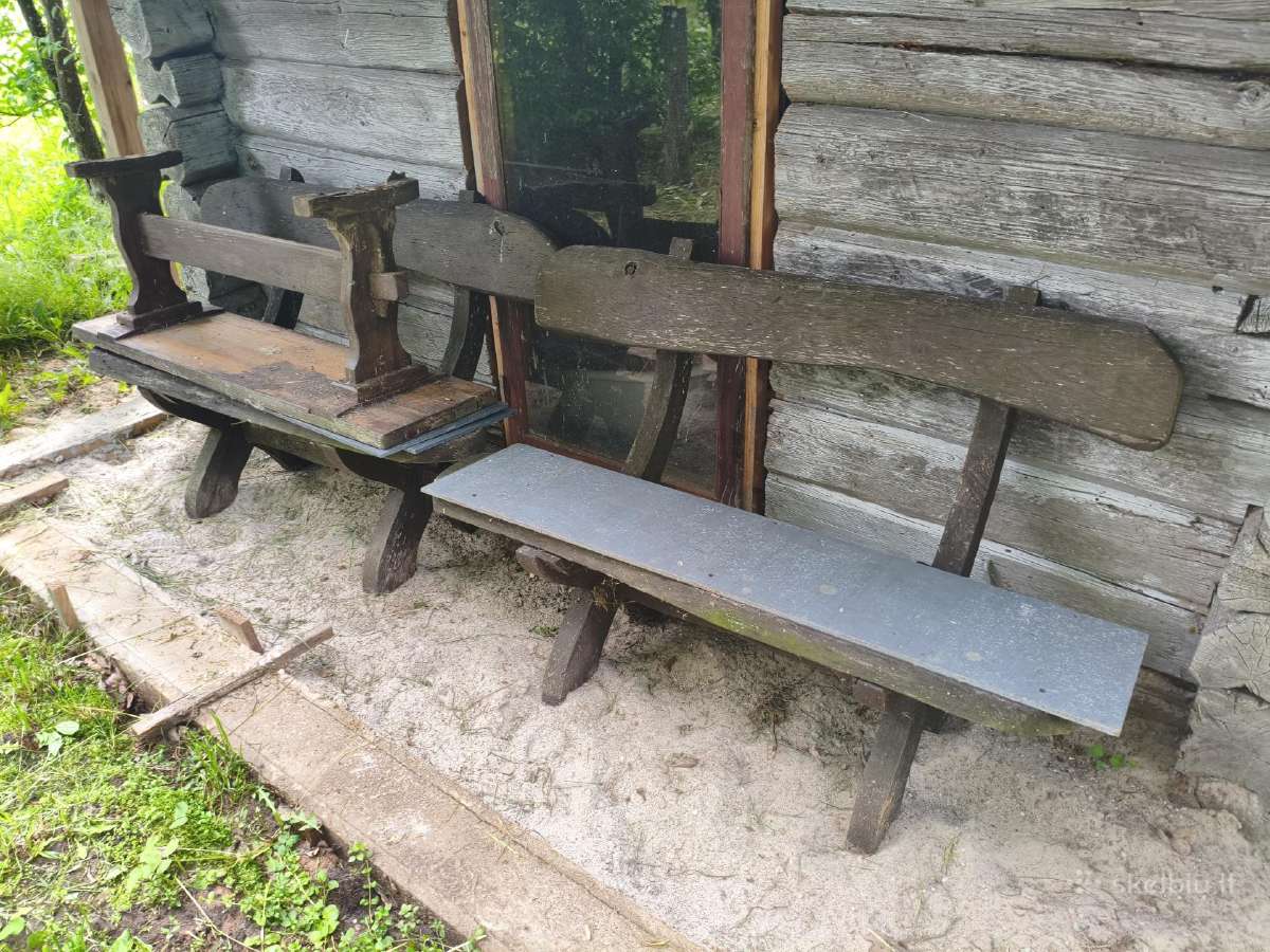 Statybų likučiai, nereikalingi daiktai, supynes