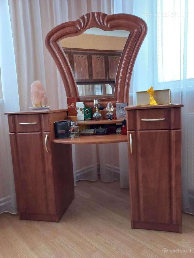 Tualetinis staliukas