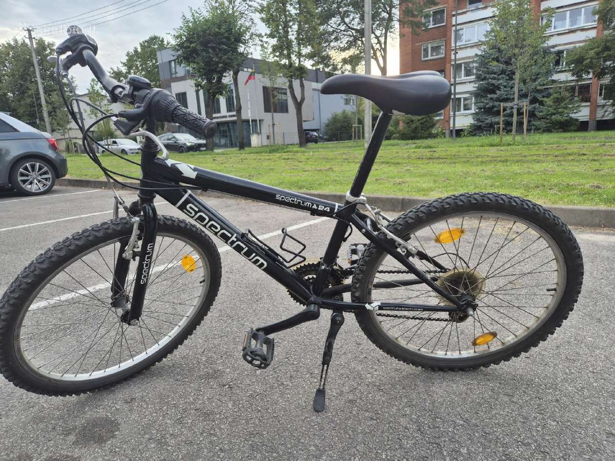 Parduodamas dviratis Spectrum