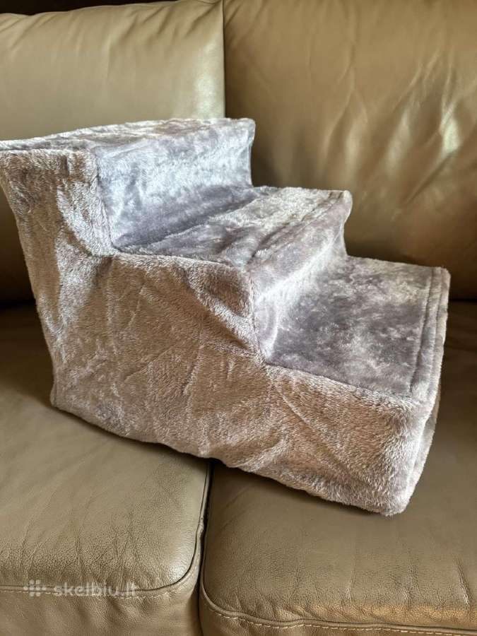 Laipteliai šuniukams, katėms