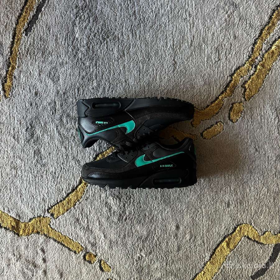 Nike Air Max 90