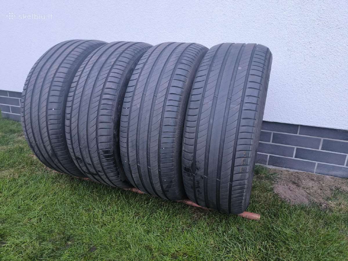 Parduodu vasarines padangas Michelin 235 55 R18