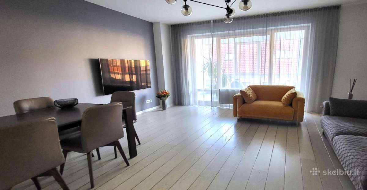 Miesto centre butas su didele lodžija - nuotraukos Nr. 2