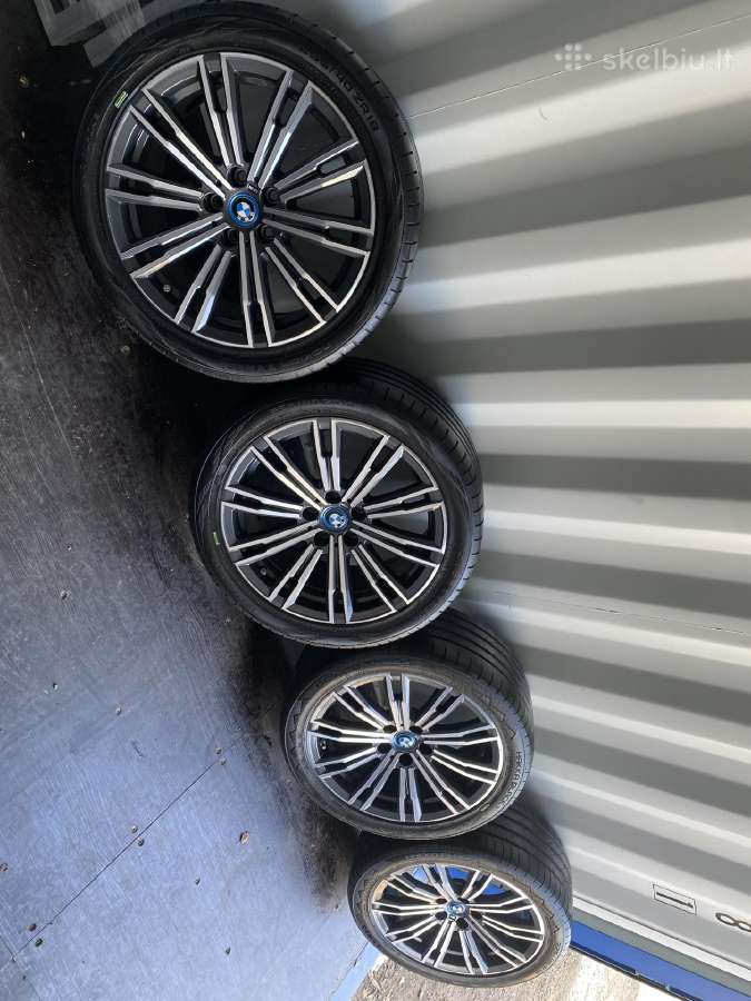 Bmw ratlankiai