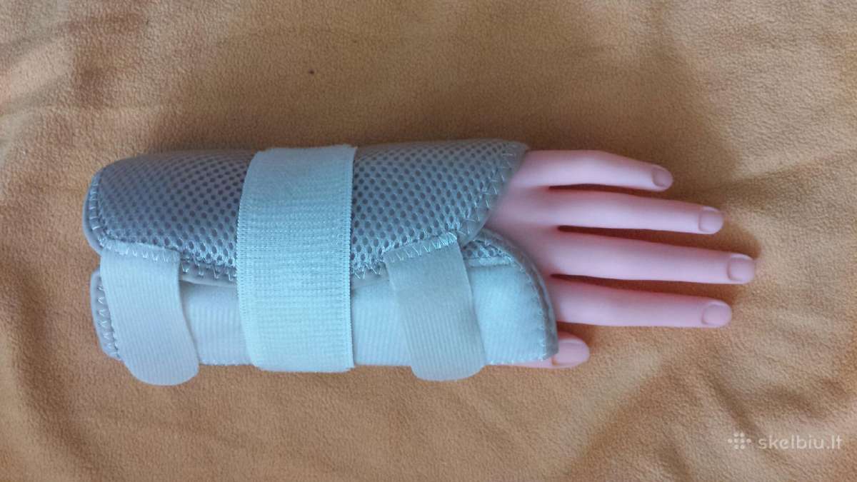 Rankos itvaras su geleziniu pakietinimu.skaitykite