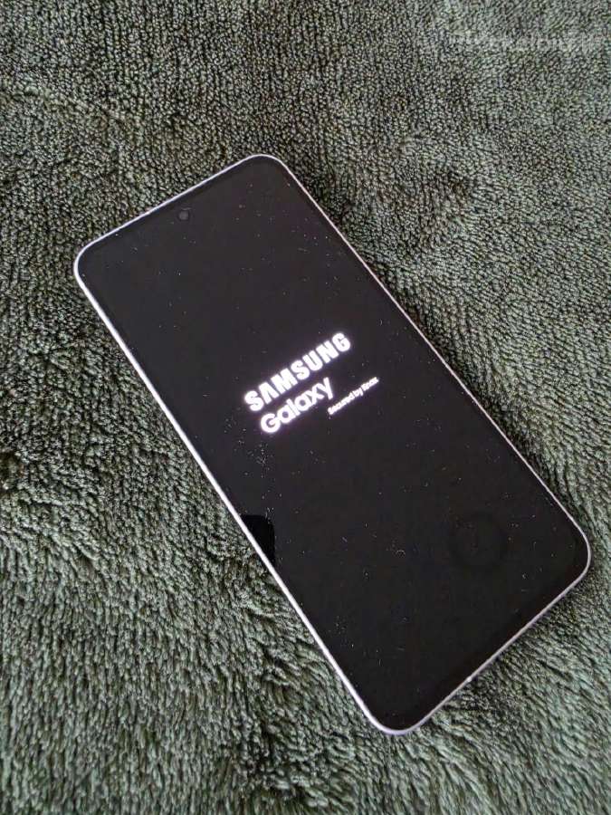 Samsung A56