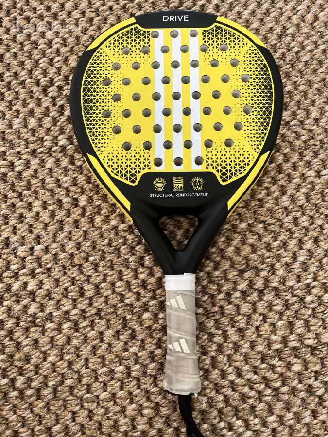 Adidas Drive padelio raketė