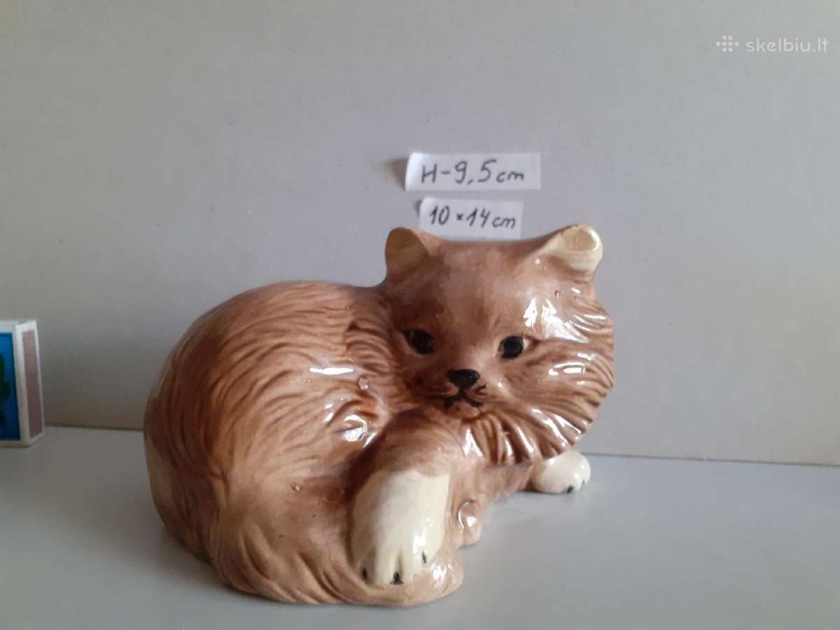 Katinas didelis H-9,5cm, pagrindas 10x14cm