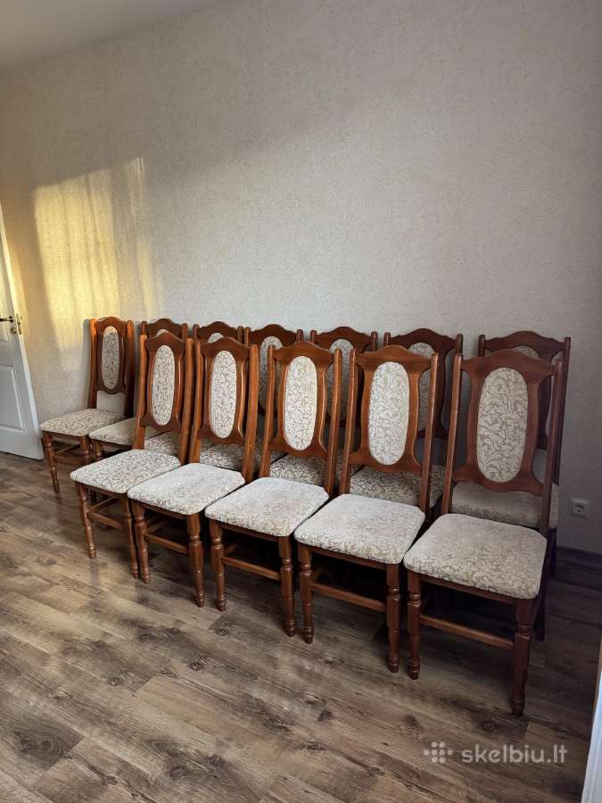 12 gražių kėdžių