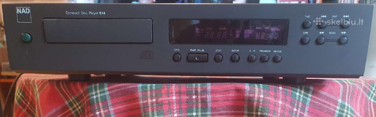 CD grotuvas ir Vhs grotuvas
