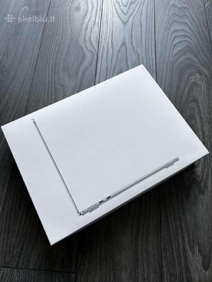 MacBook Air 13 M4 2025