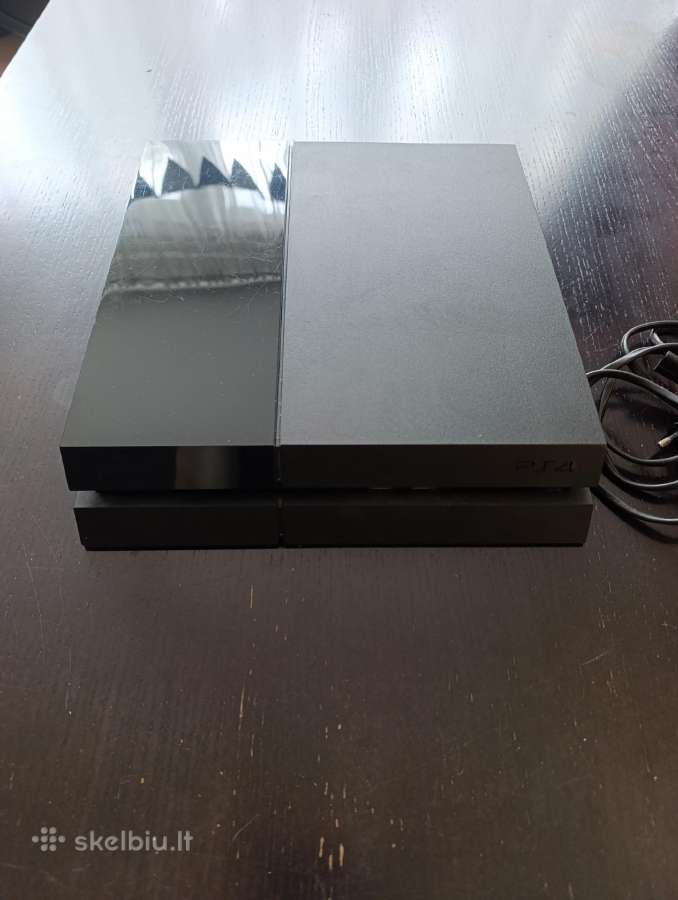 Sony playstation 4