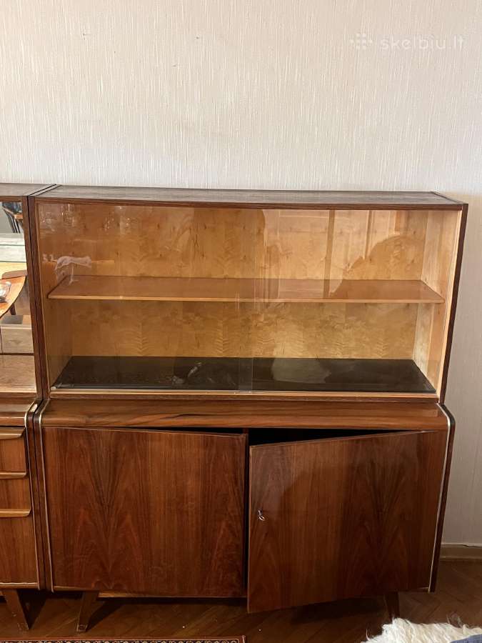 Mid century stiliaus sekcija
