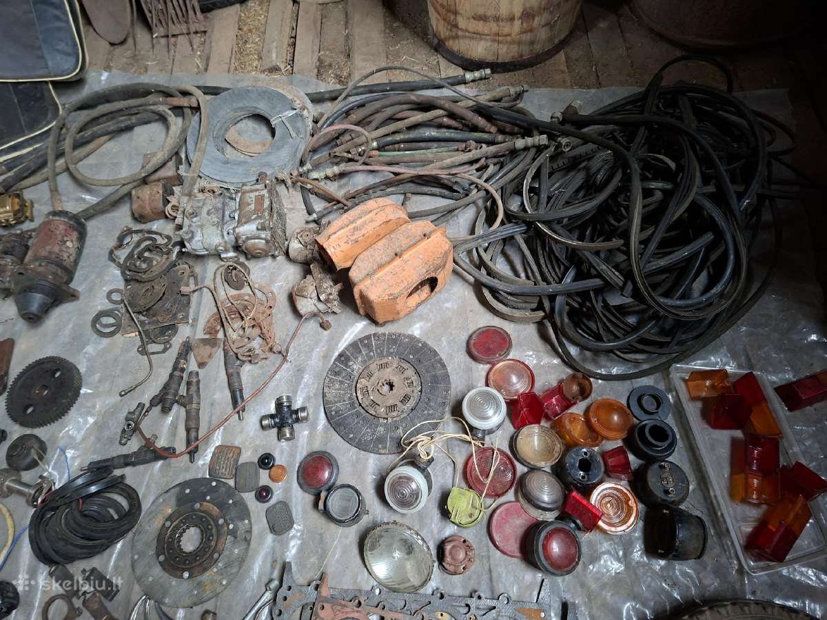 Tarybinės technikos įvairios detalės - nuotraukos Nr. 2