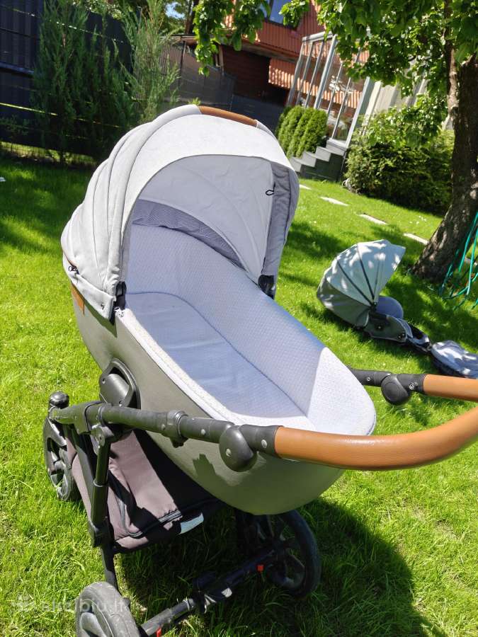 Vežimėlis Tutis Viva Life 3in1 su priedais