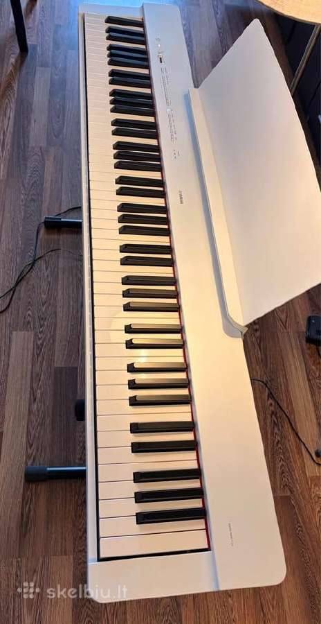 Skaitmeninis pianinas Yamaha P-225 W