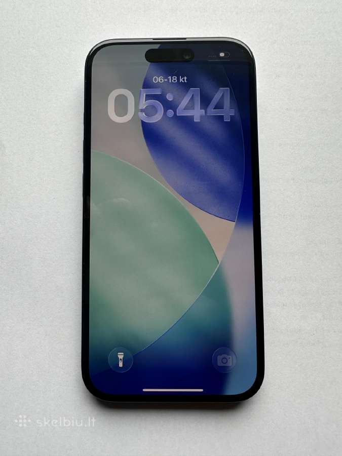 iPhone 16 128gb, baterija 97%