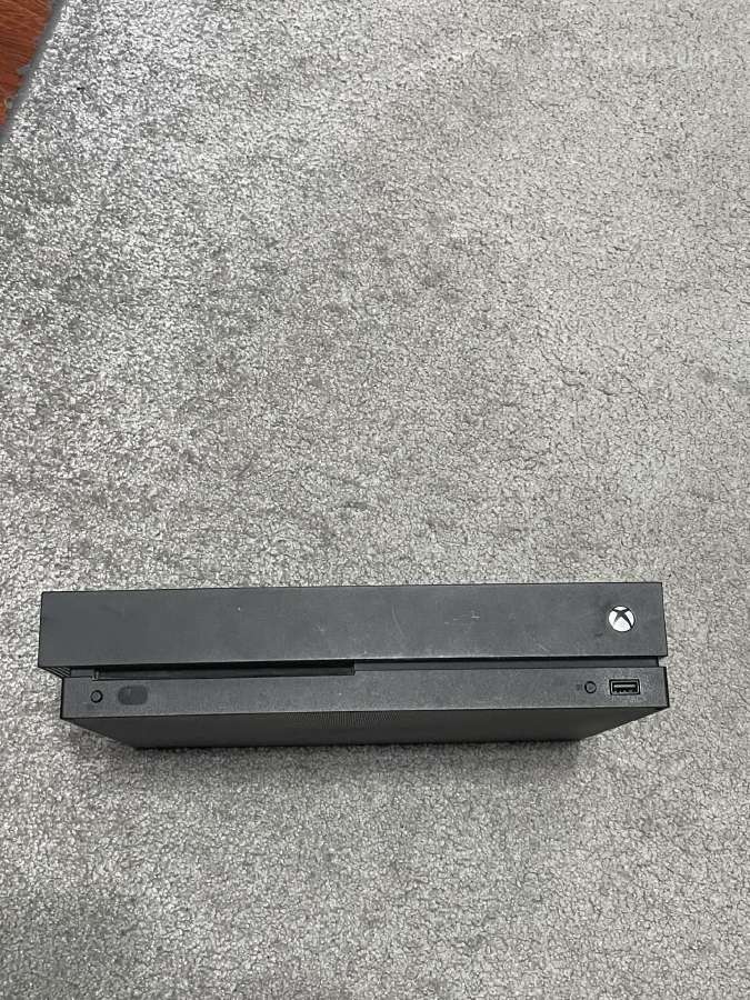 Xbox one X - nuotraukos Nr. 2